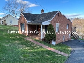 Building Photo - Charming Brick Home in Vinton with Finished Basement
