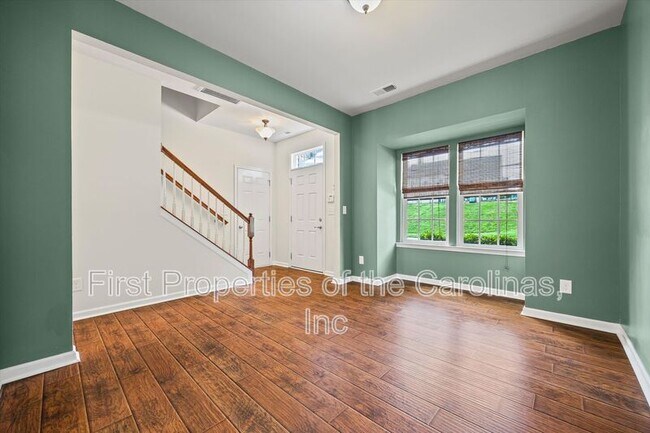 Building Photo - 9736 Springholm Dr
