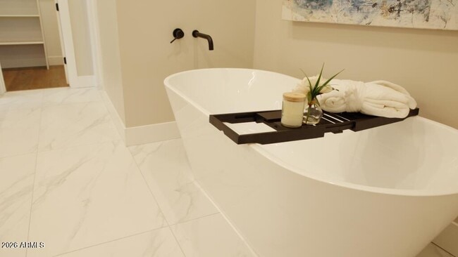 Building Photo - 841 W Pecos Rd