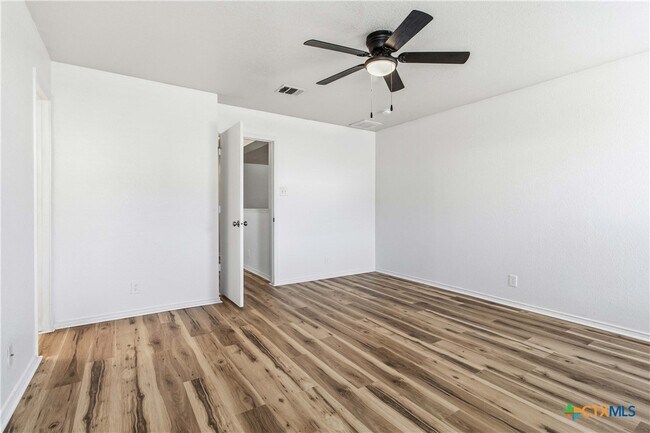 Building Photo - 224 Capistrano Dr