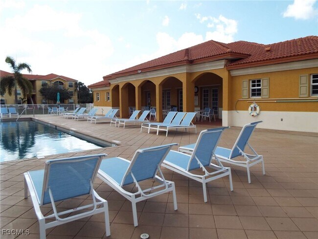 Building Photo - 4105 Residence Drive