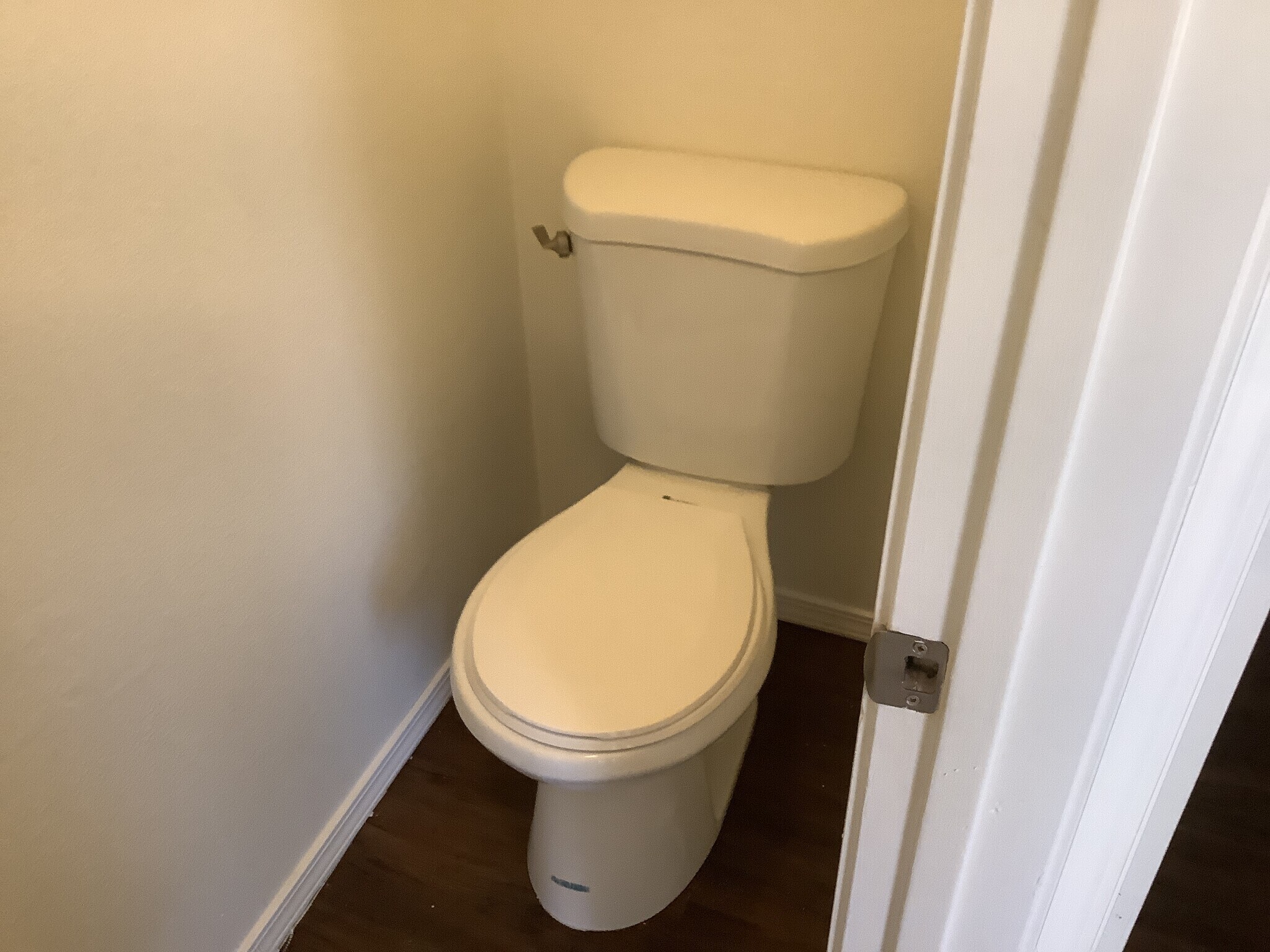 Building Photo - 1833 Chicoma Rd NE