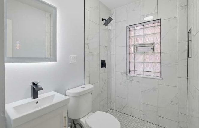 Building Photo - 18037 Ridgewood Ave