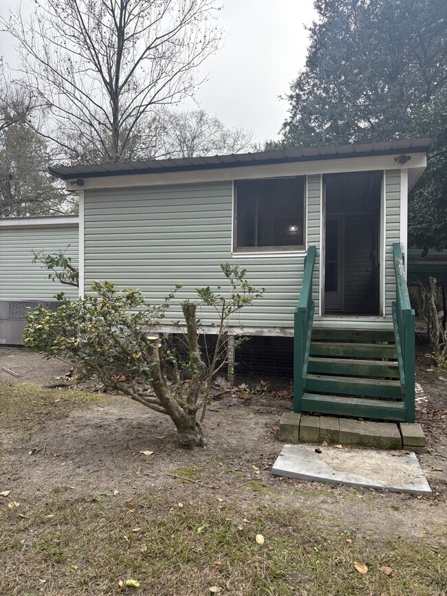 Building Photo - 371 Tom Lodge Rd