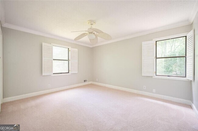 Building Photo - 1784 Halbro Dr