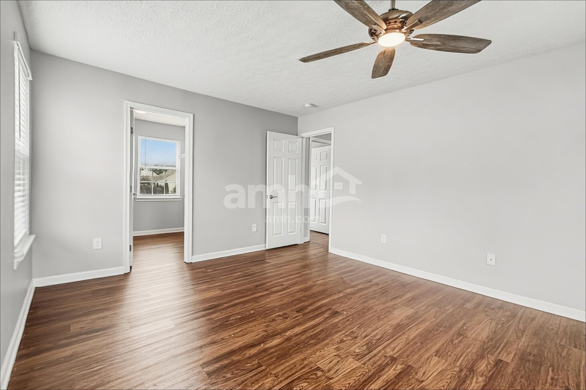 Building Photo - 1141 Promenade Dr