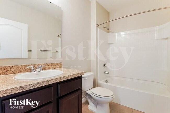 Building Photo - 855 Sheen Cir