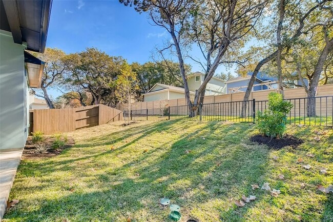 Building Photo - 601 C-Bar Ranch Trl