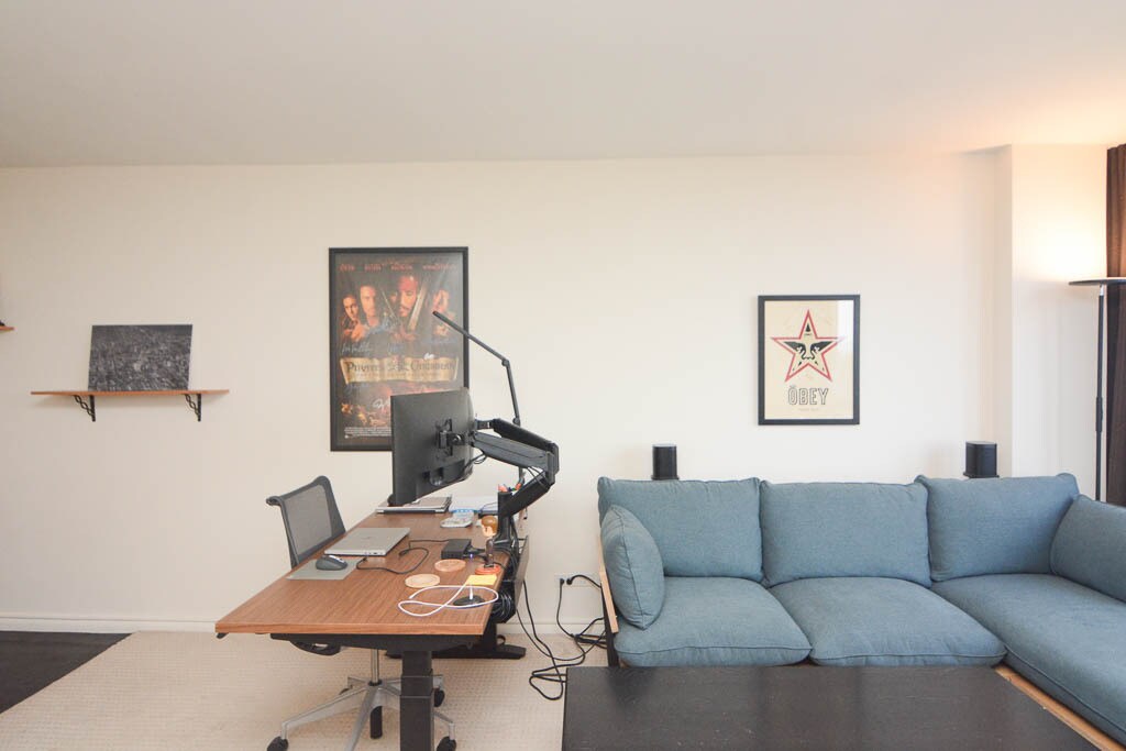 Building Photo - 2400 N Lakeview Ave