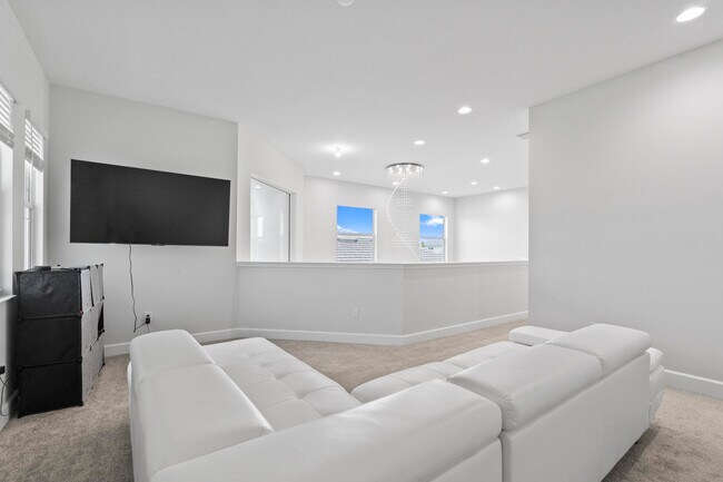 Building Photo - 15134 Cameo Ct