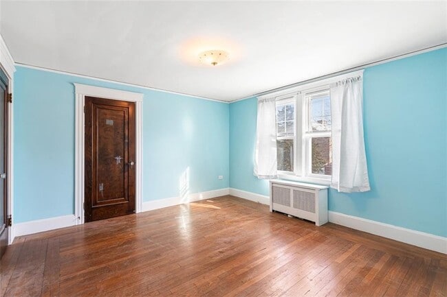 Building Photo - 31 Washington St