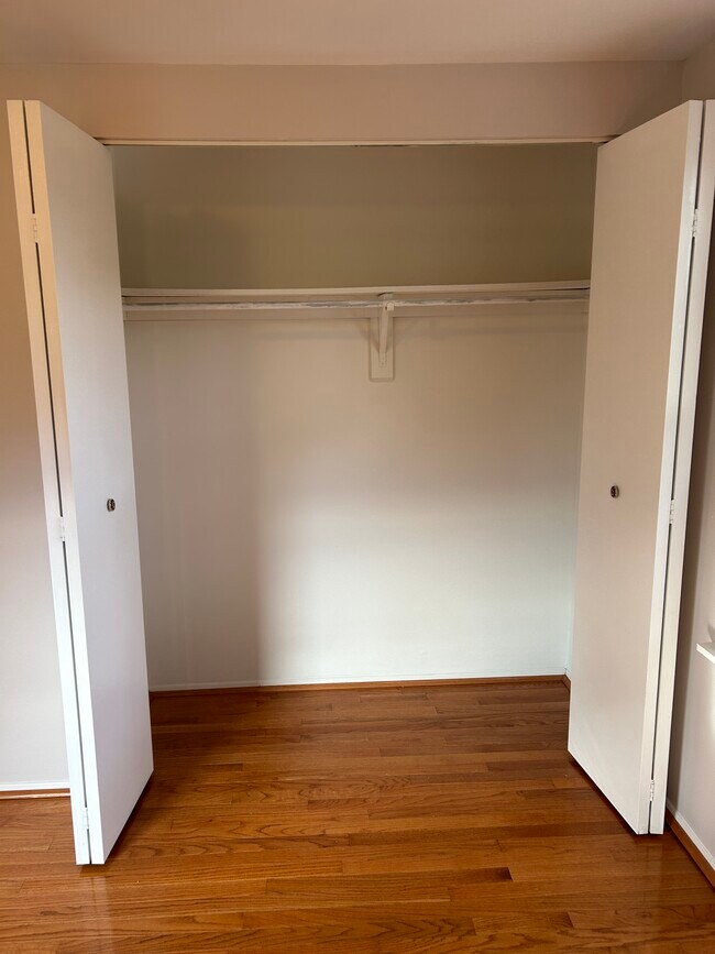 Building Photo - 3573 Moultree Pl