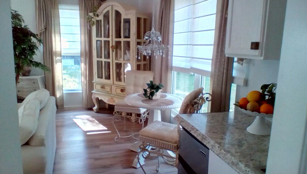 DINING AREA - 1771 Hickory Ln