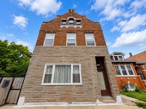 Building Photo - 5342 S Fairfield Ave