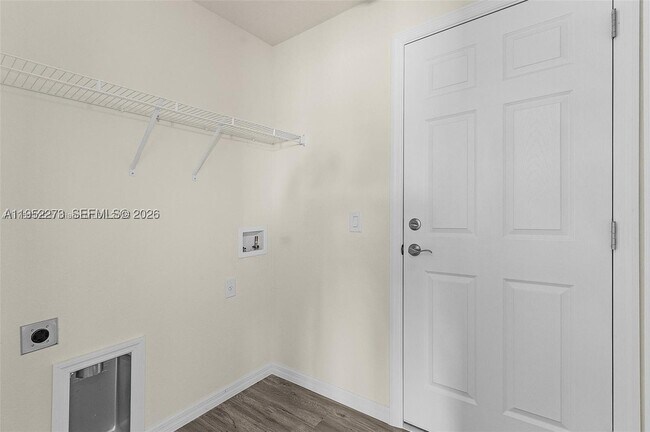 Building Photo - 1158 Norge Ct