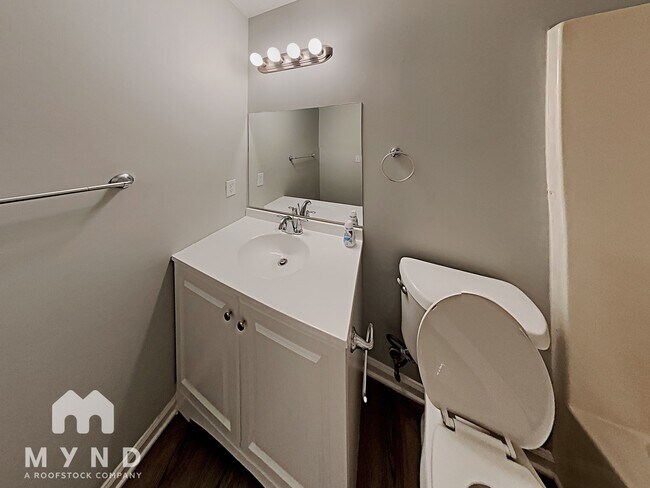 Building Photo - 5061 Donnell Way