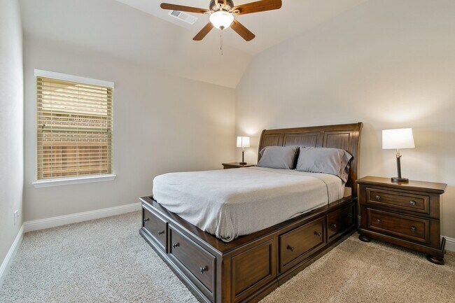 Building Photo - 12883 Possum Kingdom Dr