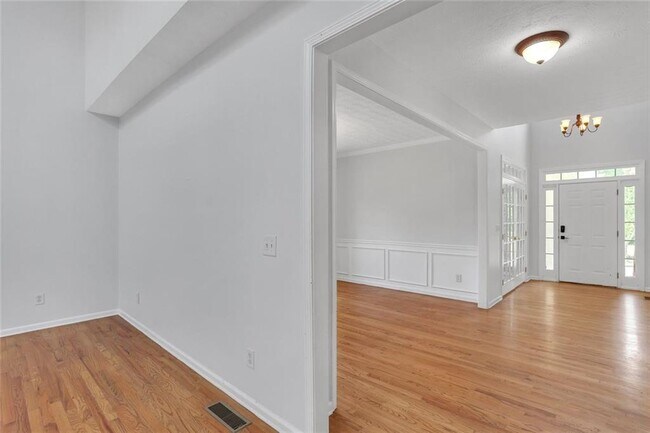 Building Photo - 4491 Plantation Mill Tr NE