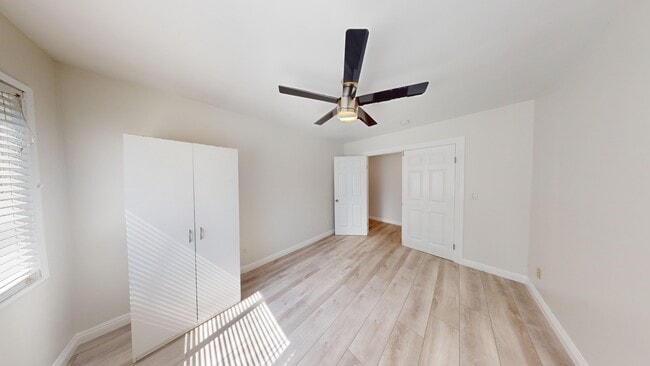 Building Photo - 5165 Remington Rd