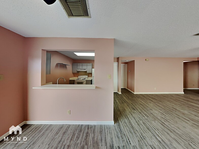 Building Photo - 7009 Blossom Creek