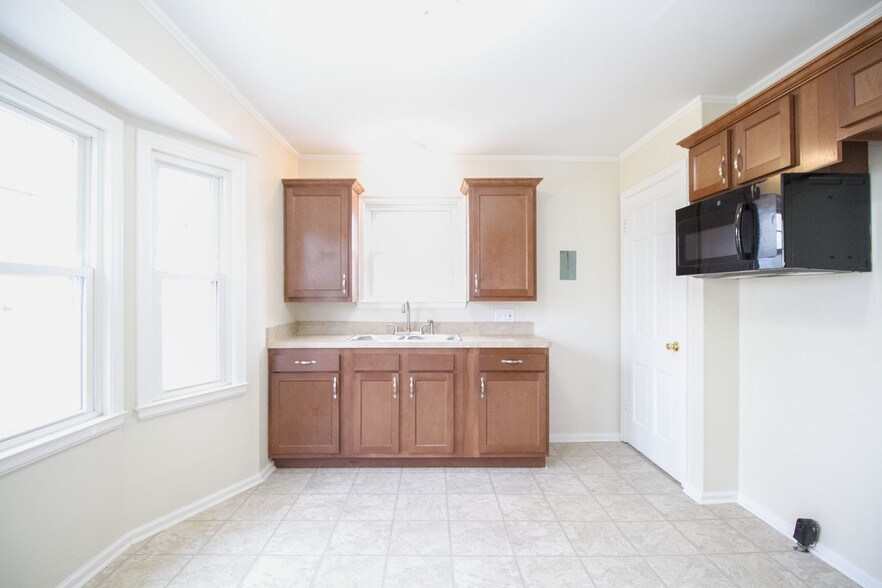 Building Photo - 1137 Cribb St