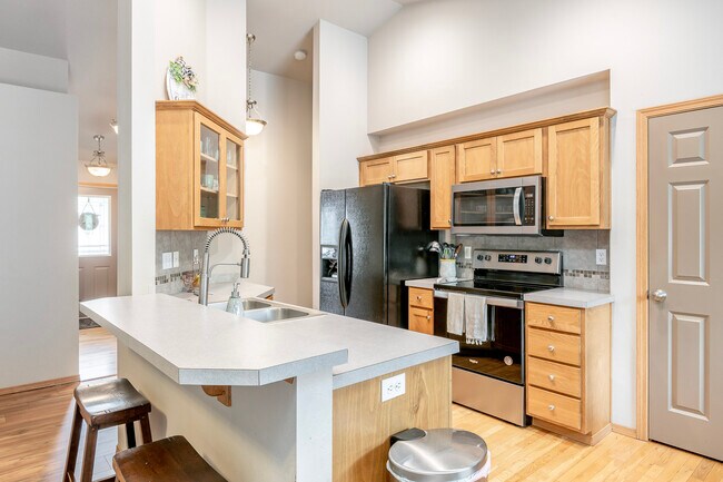 Building Photo - 15815 Yelm Terra Way SE