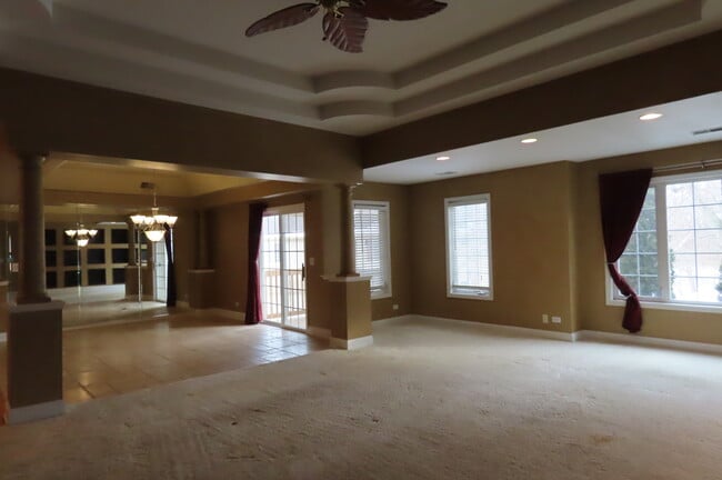 Building Photo - 21 Spyglass Cir