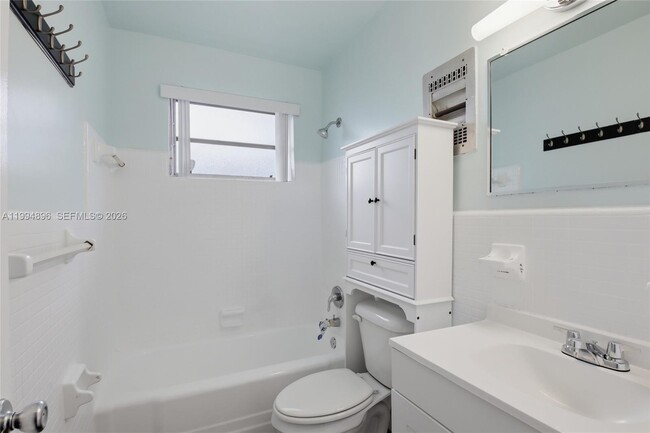 Building Photo - 28 NW 170th St