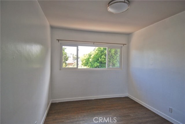 Building Photo - 1446 Manhattan Beach Blvd