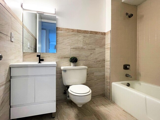 Building Photo - 7004 BLVD E