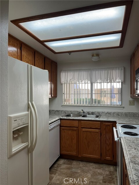 Building Photo - 19165 Palo Verde Dr