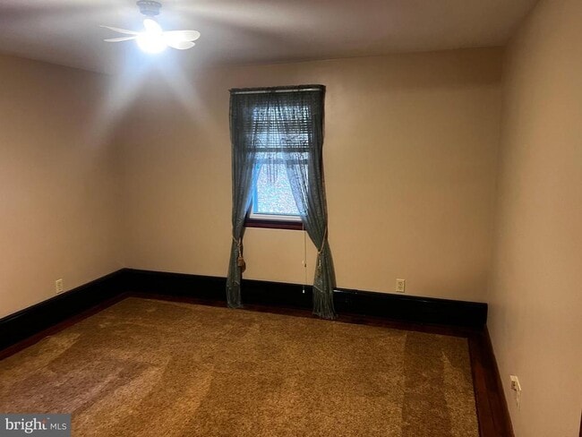 Building Photo - 636 Ridgeway Rd