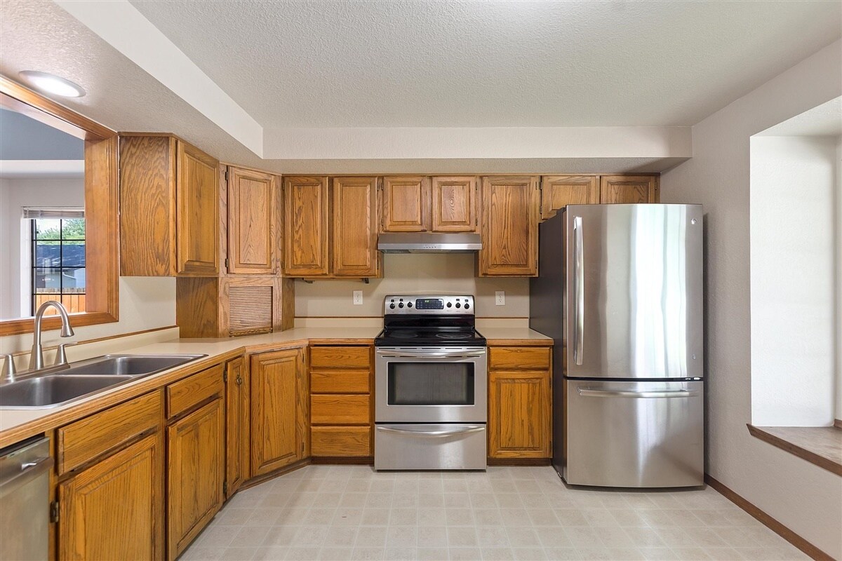 Building Photo - 3883 N Tumbleweed Pl