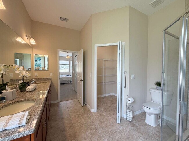 Building Photo - "Unfurnished Home on Golf Course in Hudson, FL - Spacious 1,853 Sq Ft Haven!"