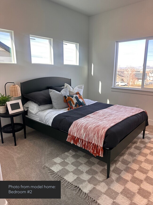 Building Photo - 1599 N 1870 E