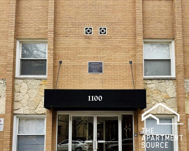 Building Photo - 1100 Church St