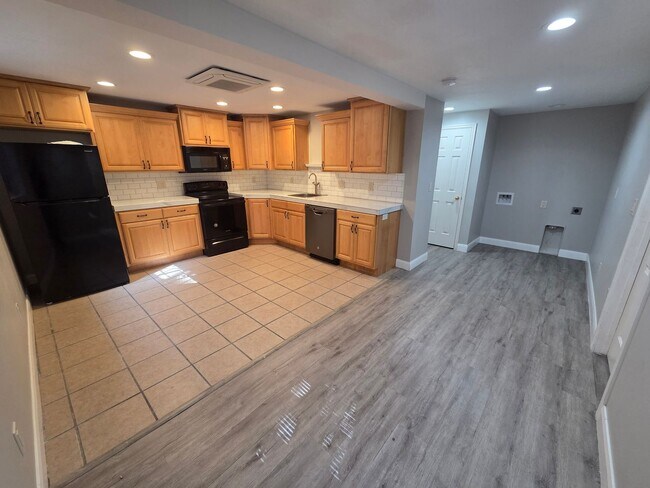 Building Photo - 1534 W 8050 N