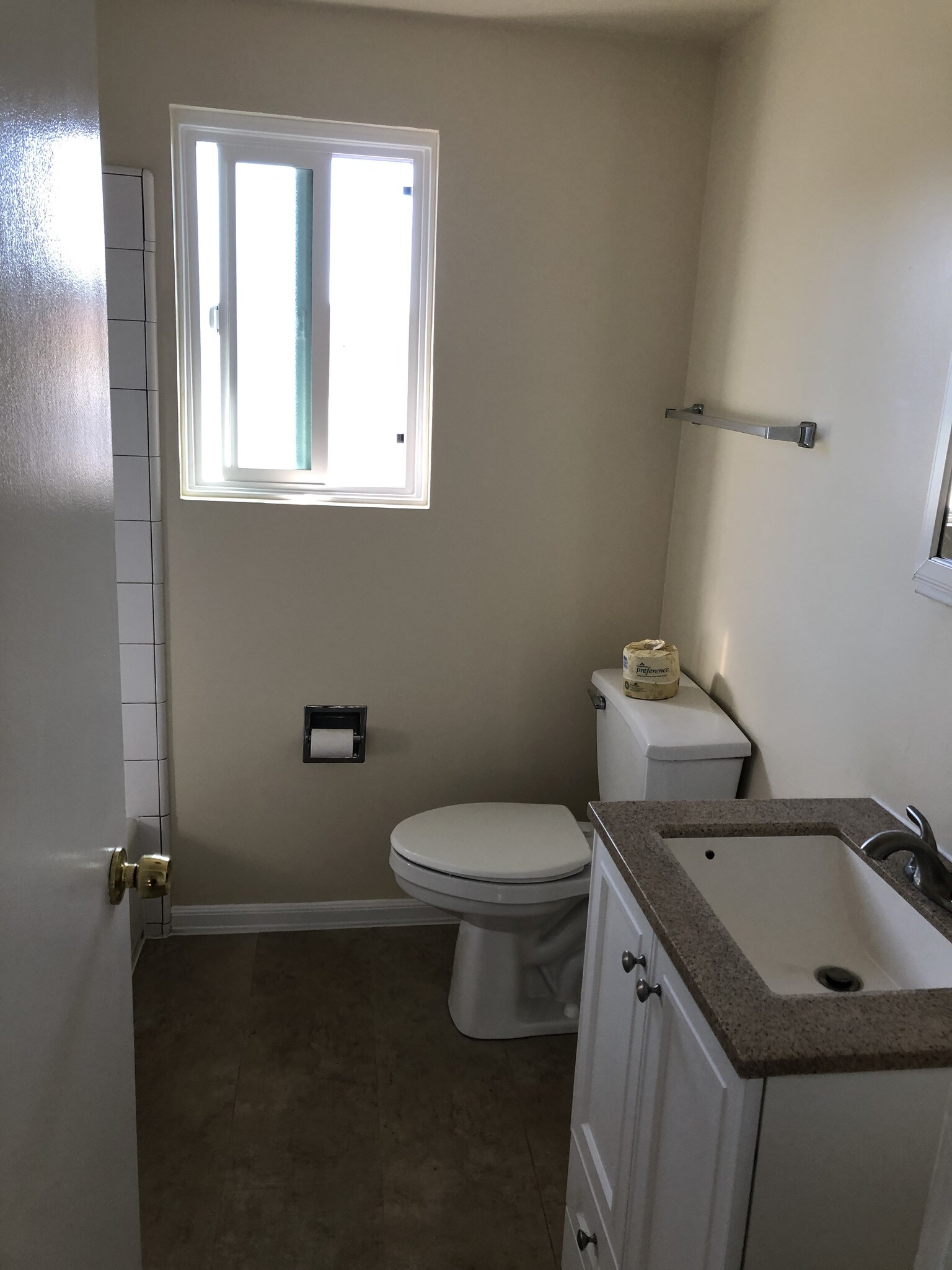 Bathroom - 328 Griswold St