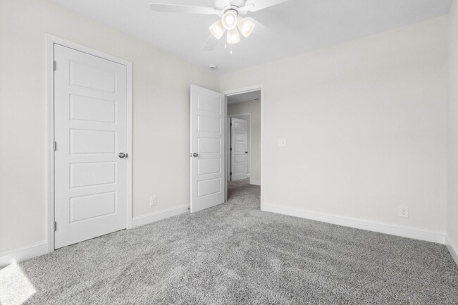 Building Photo - Beautiful Two-Story Home for Rent!