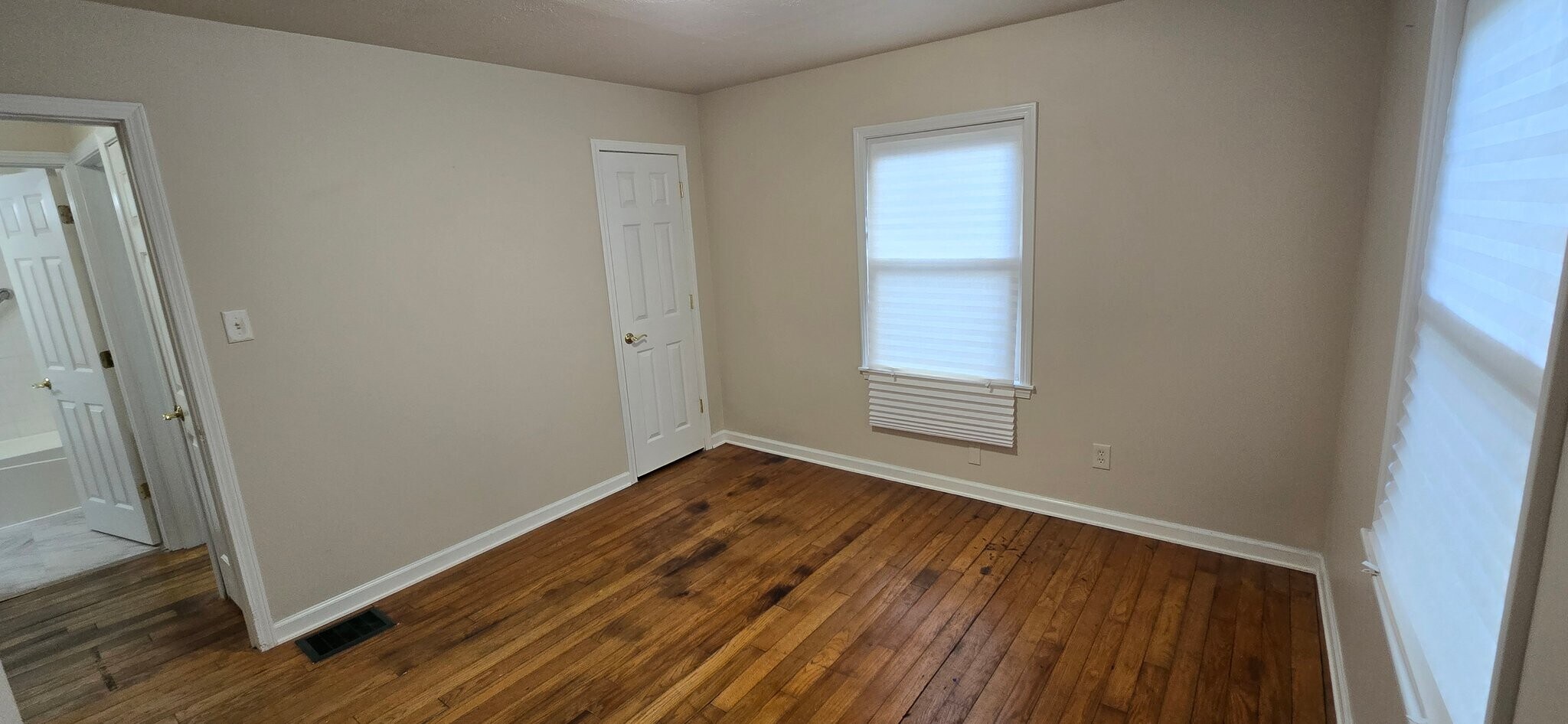 Building Photo - 2112 Patterson Rd