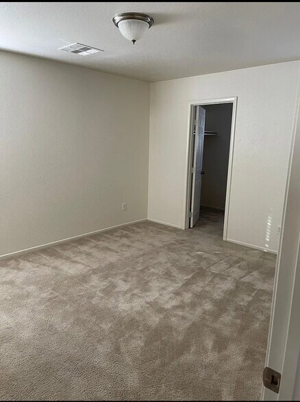 Building Photo - 7709 Pista Way
