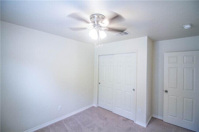 Building Photo - 413 Moorhen Cove