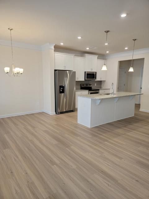 Building Photo - 160 Madison Bend