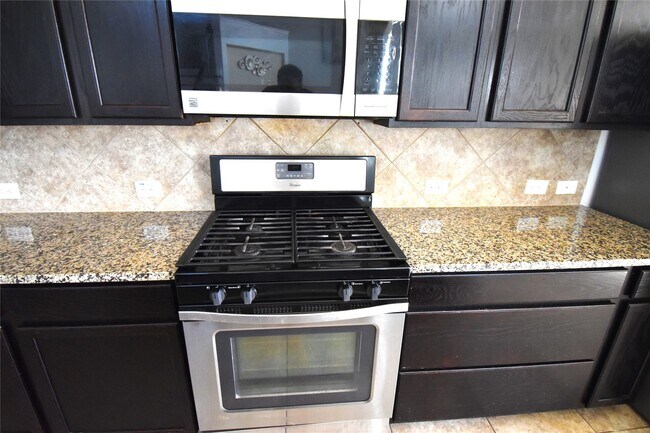 Building Photo - 419 Blossom Terrace Ln