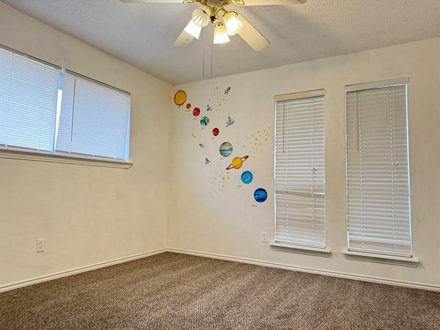 Building Photo - 2301 Claridge Cir