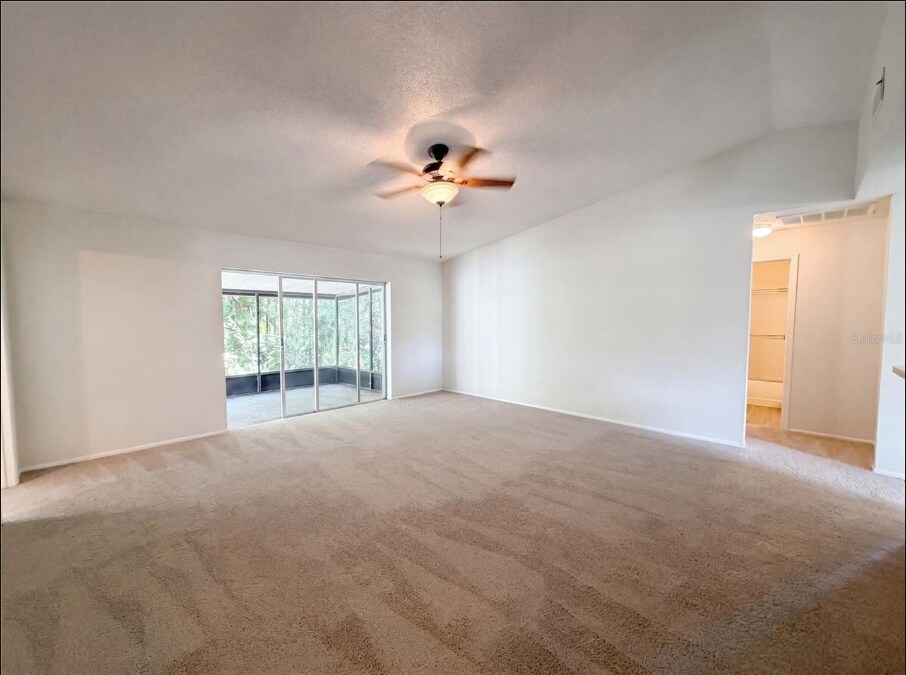 Building Photo - 5720 Kneeland Ln