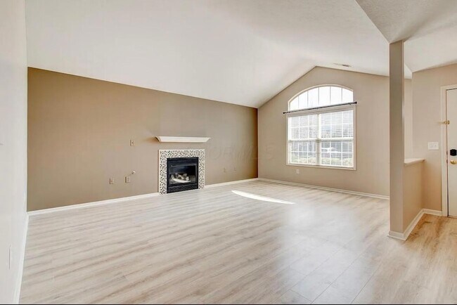 Building Photo - 5172 Vinings Bend