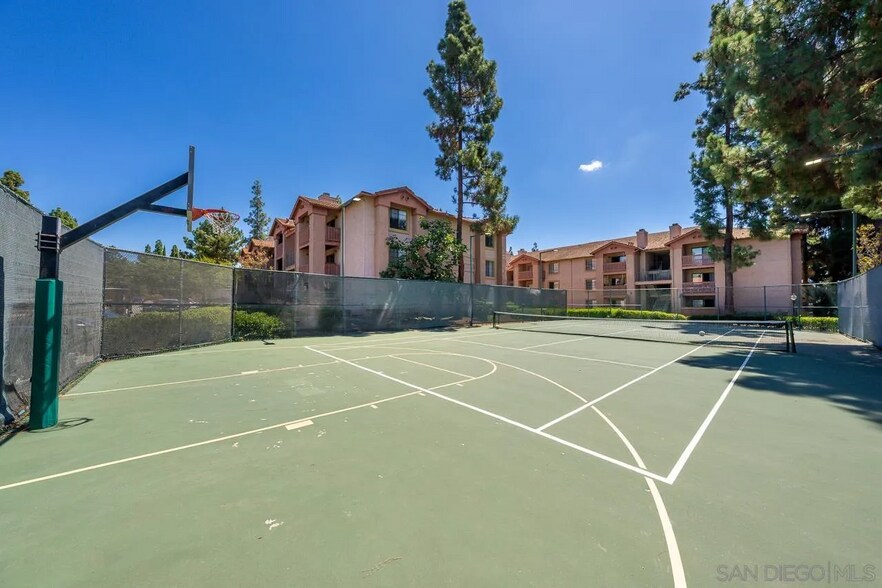 Building Photo - 12015 Alta Carmel Ct