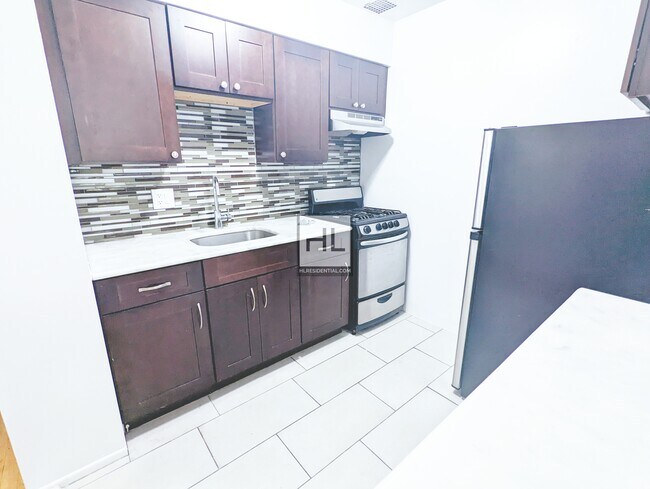 Building Photo - ELIOT AVENUE