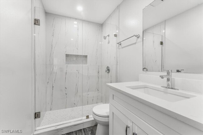 Building Photo - 5243 Treetops Dr